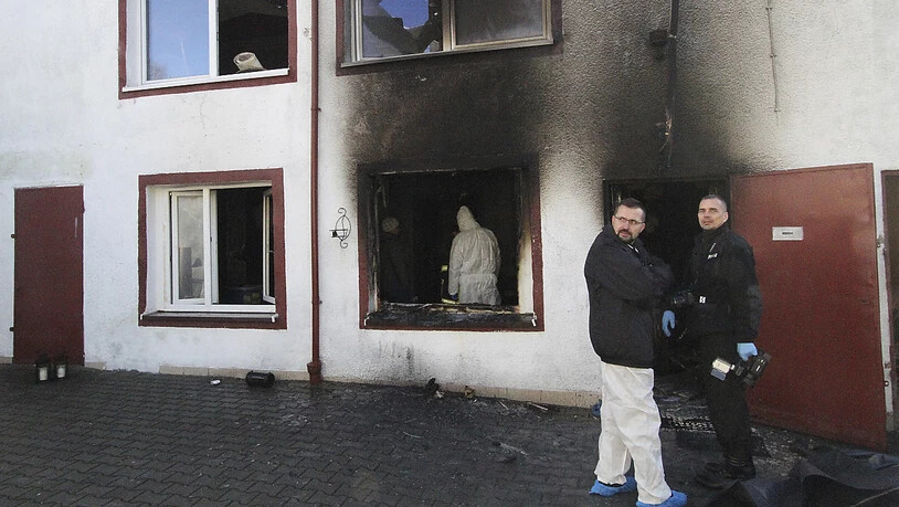 Fünf 15-jährige Mädchen starben: In diesem für das Freizeitspiel "Escape Room" genutzten Gebäude in Polen brach am Samstag ein Brand aus.