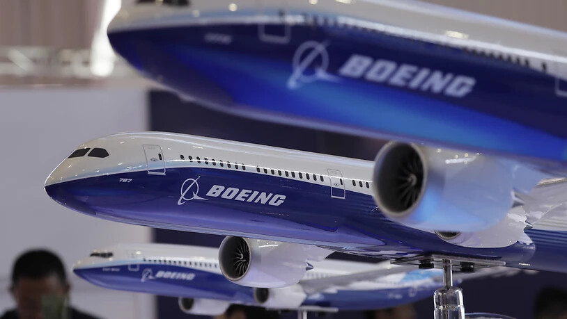 Die Flugzeugbauer Boeing und Embraer rechnen nach postiven Signalen der brasilianischen Regierung mit einem Zusammenschluss noch im laufenden Jahr. (Archivbild)