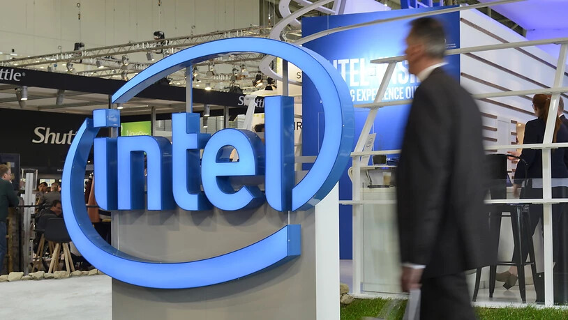 Der Intel-Konzern hat im abgelaufenen Geschäftsquartal den Umsatz um neun Prozent gesteigert - Experten hatten jedoch mehr erwartet. (Archivbild)