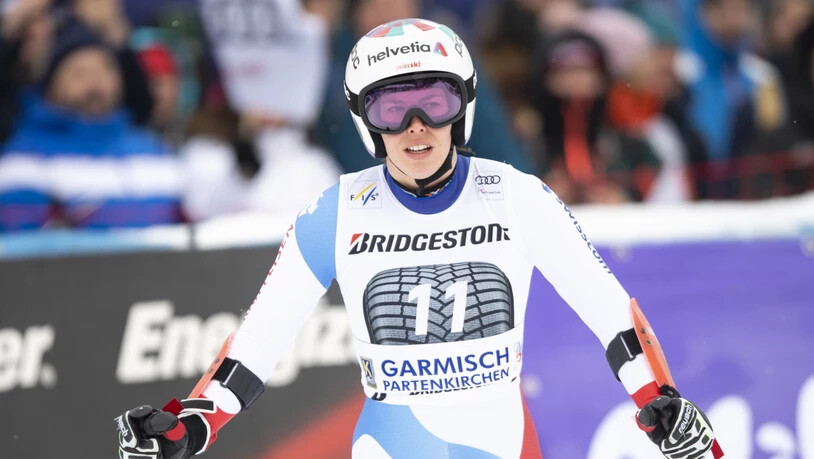 Michelle Gisin mit kritischem Blick nach ihrem Ausscheiden beim Weltcup-Super-G in Garmisch-Partenkirchen
