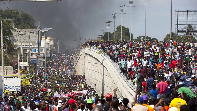 In Haiti sind am Samstag erneut Tausende gegen den Präsidenten auf die Strasse gegangen.