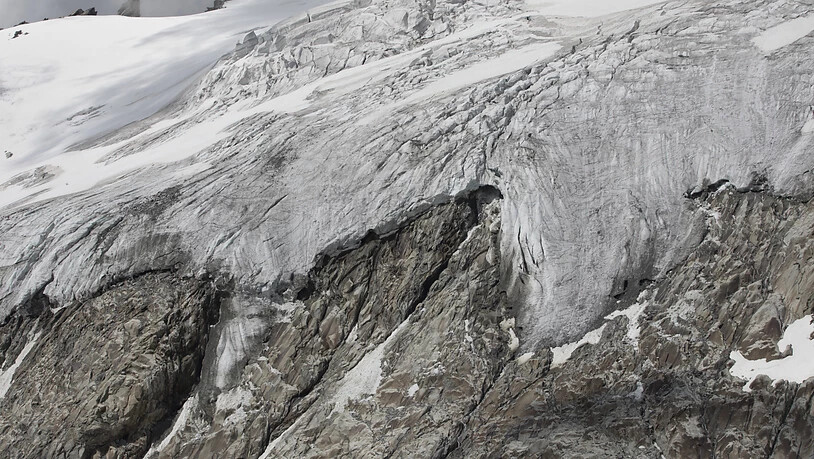 Die Gletscher weltweit besitzen wahrscheinlich deutlich weniger Eis als bisher angenommen. (Archivbild)