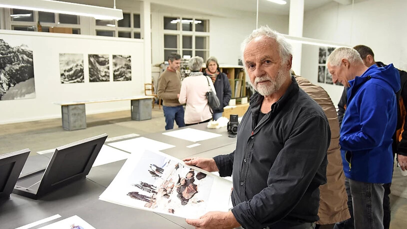 Neue Vernissage: Nach den Bildern über die Narwaljagd der Inuit zeigt Fridolin Walcher Naturbilder von der indonesischen Insel Bali.