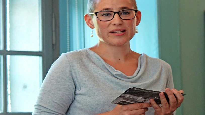 Schreibpädagogin Jaël Lohri zusammen.