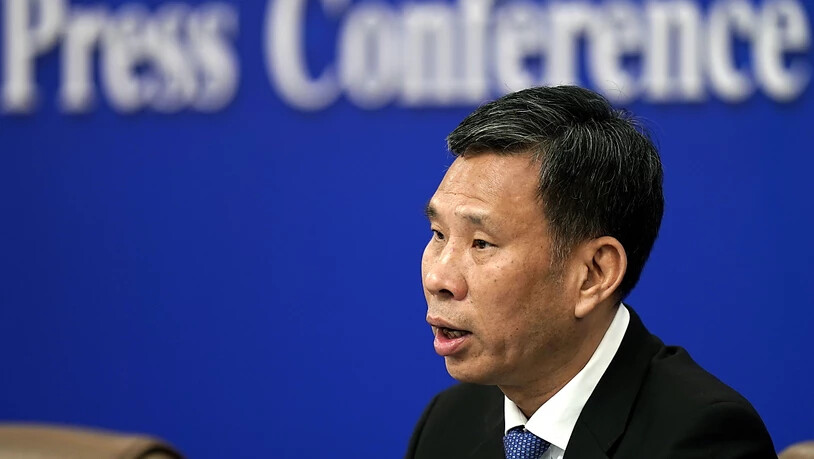 "Alle Behörden müssen den Gürtel enger schnallen": Chinas Finanzminister Liu Kun verspricht Steuersenkungen für Firmen und kündigt Sparmassnahmen beim Staat an.
