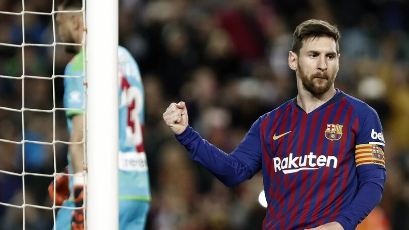 Lionel Messi freut sich über seinen verwerteten Penalty