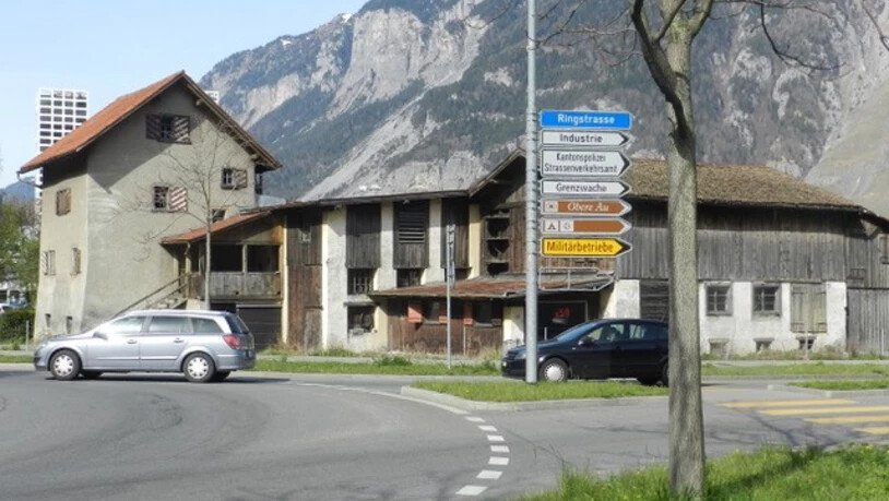 Das markante Gebäude an der Ecke Ringstrasse/Kasernenstrasse in Chur wurde abgerissen.