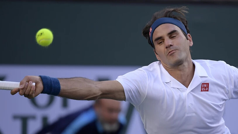 Viel zu oft wurde Roger Federer in der zweiten Stunde des Finals von Dominic Thiem in die Defensive gedrängt