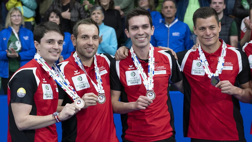 Die wackeren vier von der WM in Lethbridge (von links): Benoît Schwarz, Sven Michel, Skip Peter De Cruz, Valentin Tanner
