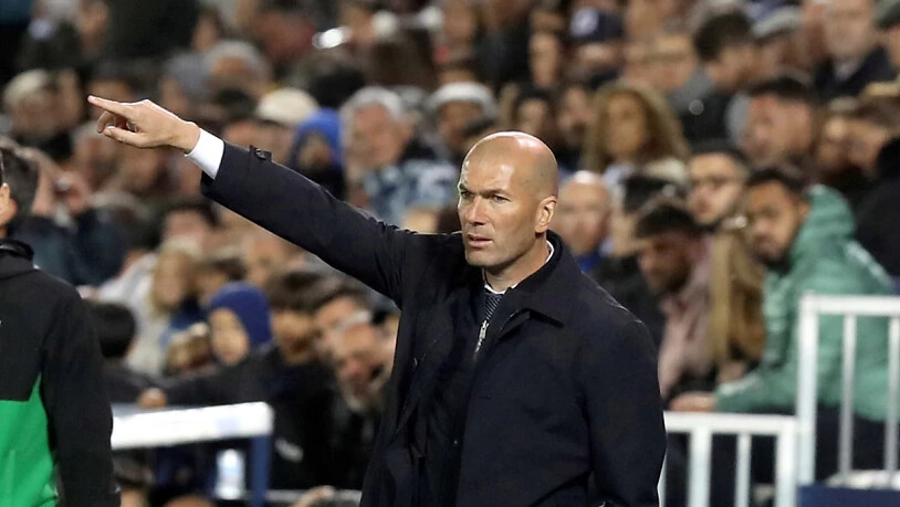 Real Madrids Trainer Zinedine Zidane muss sich mit seinem Team in Leganes mit einem 1:1 begnügen