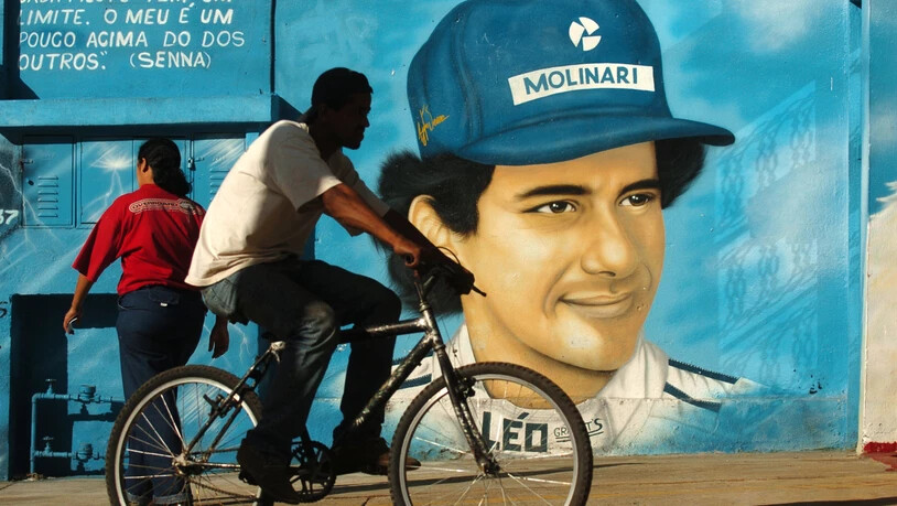 Ayrton Senna war in Brasilien mehr als nur ein berühmter Rennfahrer. Die verehrung kannte keine Grenzen. Im Bild eine Wandmalerei, aufgenommen am 30. April 2004