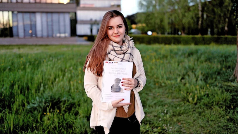 Frauenbilder von damals und heute unter der Lupe