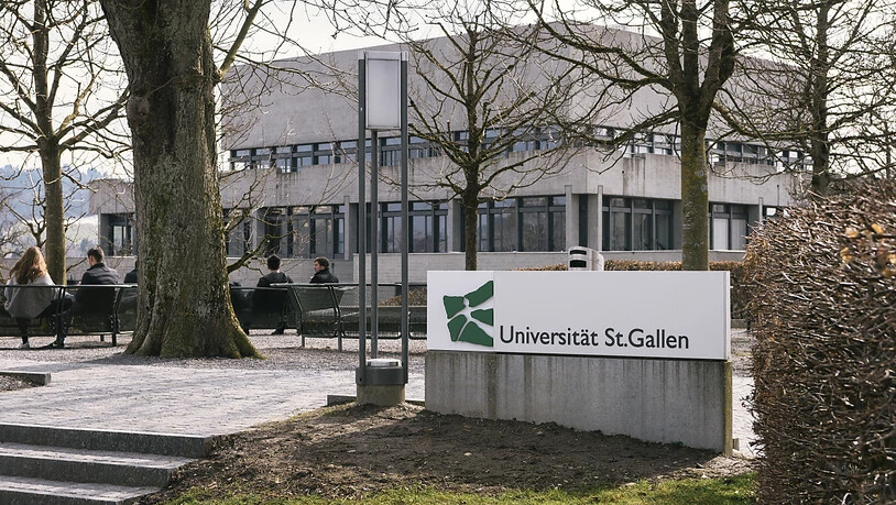 Die Universität St. Gallen (HSG) zieht Konsequenzen aus der vor einem Jahr aufgedeckten Spesen-Affäre. (Archivbild)
