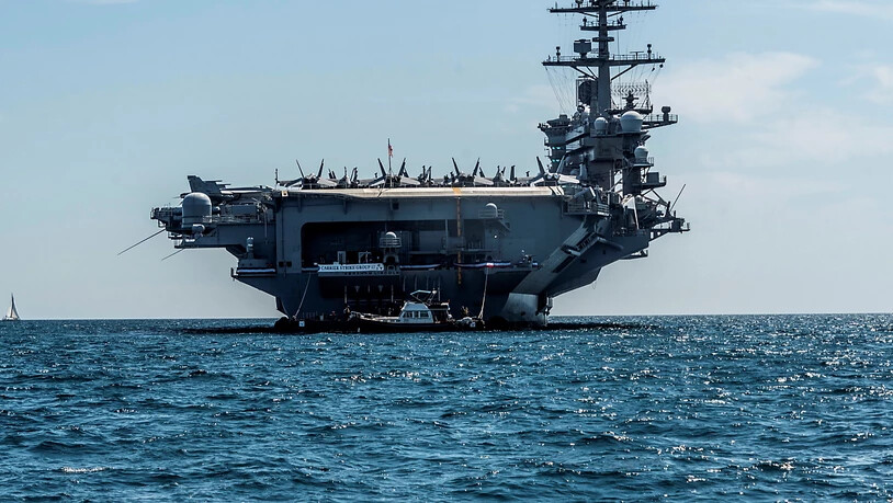 Die USA verlegen angesichts des Streits mit dem Iran mehrere ihrer Streitkräfte in den Nahen Osten - darunter den Flugzeugträger USS Abraham Lincoln. (Archivbild)