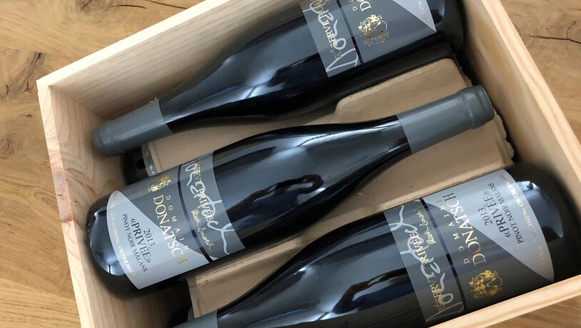 Sechs Flaschen  Pinot Noir «Réserve Privée» wurden für 6450 Franken verkauft.