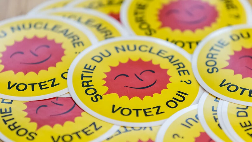 Die Umweltschützer geben nicht auf: Trotz gescheiterter Atomausstiegsinitiativen wollen sie den Bundesrat zum schnellen AKW-Stopp bewegen. Eine neue Studie liefert ihnen Argumente. (Themenbild)