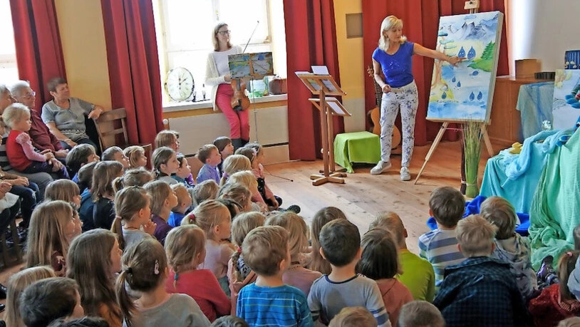 Margrit Gnos ist nicht nur erfolgreiche Kinderbuchautorin, sondern auch eine gute Erzählerin.