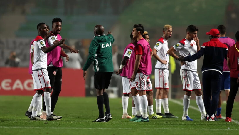 Endlose Diskussionen führten im Final-Rückspiel der afrikanischen Champions League zu einer 90 Minuten langen Unterbrechung