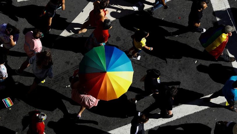 Teilnehmer bei der Homosexuellen-Parade am Sonntag in der brasilianischen Metropole Sao Paulo.