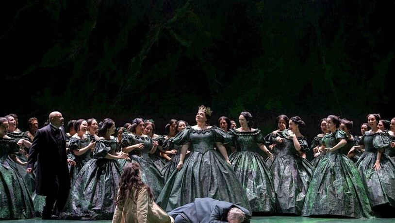 Als letzte Premiere der Spielzeit 2018/2019 präsentiert das Opernhaus Zürich Giuseppe Verdis "Nabucco". Musikalische Leitung: Fabio Luisi, Inszenierung: Andreas Homoki.