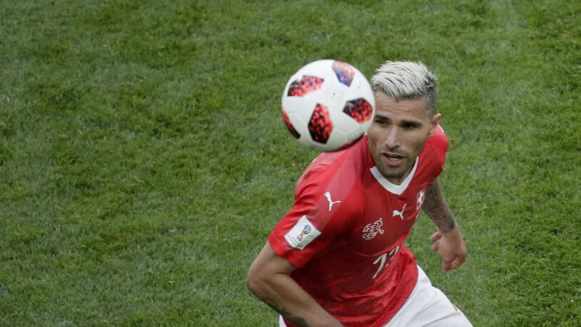 Wieder in Rotweiss, aber nicht für die Schweiz: Valon Behrami spielt in Zukunft für den FC Sion