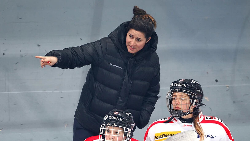 Daniela Diaz hat im Schweizer Frauen-Eishockey weiterhin das Sagen - aber aus höherer Position