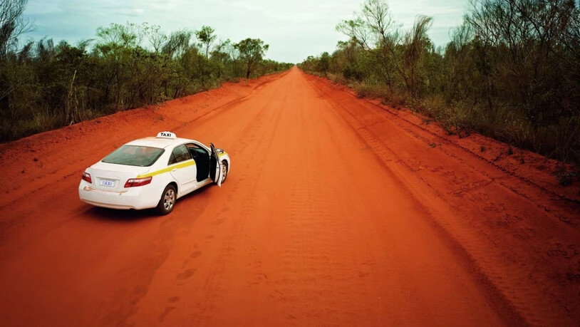 Bei einer Strolchenfahrt sind in Australien vier Kinder mit einem gekaperten Auto rund 1000 Kilometer gefahren. (Symbolbild)
