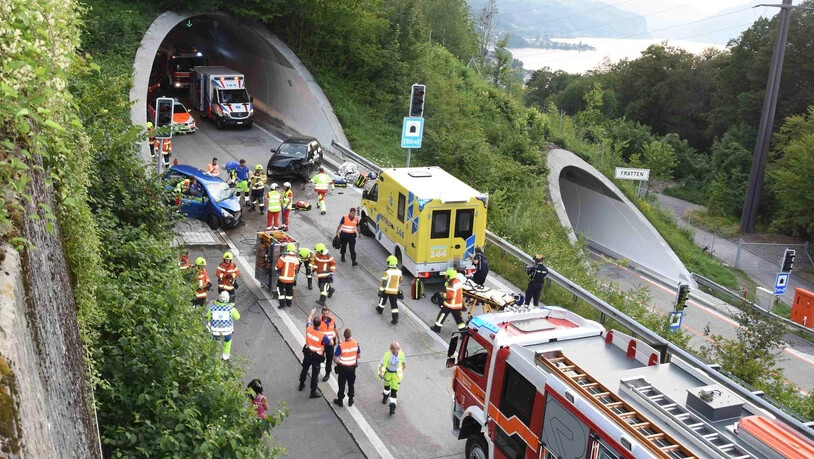 Der Unfall ereignete sich auf der Walensee-Autobahn bei Unterterzen.