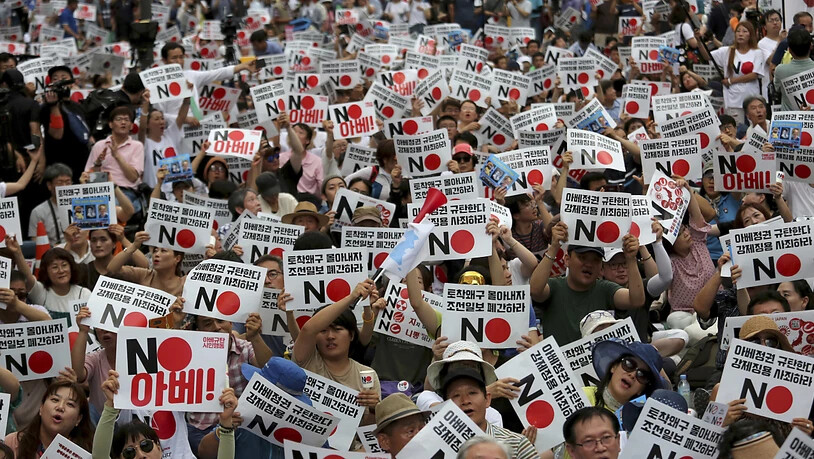 Eine Demonstration gegen japanische Strafmassnahmen in einem Handelsstreit fand am Wochenende in der südkoreanischen Hauptstadt Seoul statt.