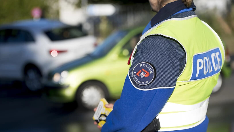 Eine Patrouille der Lausanner Gemeindepolizei konnte den Dieb auf der Flucht festnehmen. (Symbolbild)