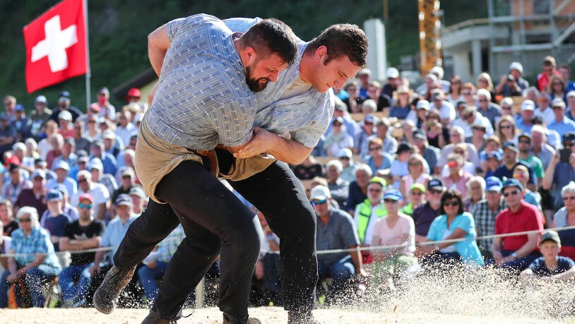 Verletztes Fussgelenk: Sandro Schlegel (vorne) muss die Saison vorzeitig abbrechen.