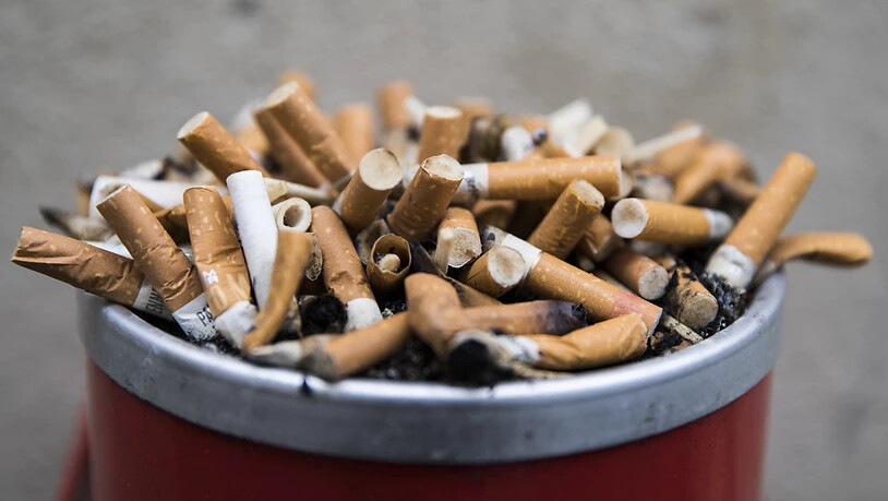 Neuer Anlauf für Werbeverbote: Die Gesundheitskommission des Ständerates will Zigarettenwerbung in Zeitungen, Zeitschriften und Internet verbieten.