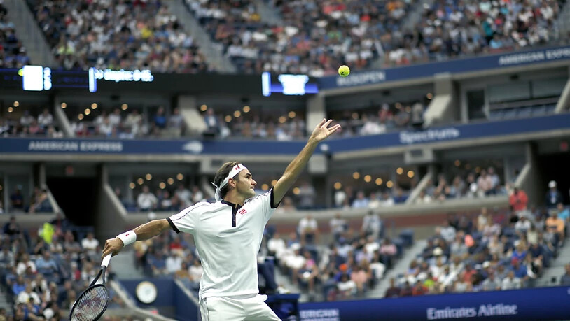 Roger Federer musste im rappelvollen Arthur Ashe Stadium erneut einen Satzverlust hinnehmen, steht aber zum 19. Mal in der 3. Runde des US Open