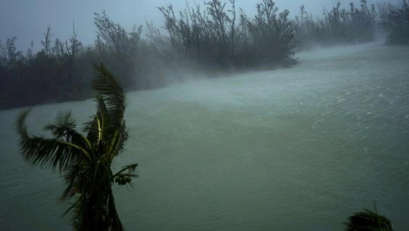 Mit Windgeschwindigkeiten von über 200 Stundenkilometern traf der Hurrikan "Dorian" auf die Bahamas.