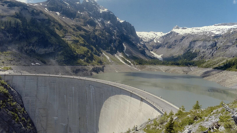 Der Nationalrat will die Umweltauflagen für Wasserkraftwerke lockern. (Archivbild)