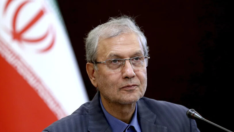 Irans Regierungssprecher Ali Rabiei hat nach den Ausschreitungen im Irak an beide Parteien appelliert, den Konflikt friedlich beizulegen. (Archivbild)