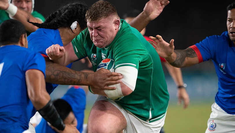 Dynamisch in die Viertelfinals: Tadhg Furlong auf dem Weg zu einem von sieben Tries für Irland im letzten Gruppenspiel gegen Samoa