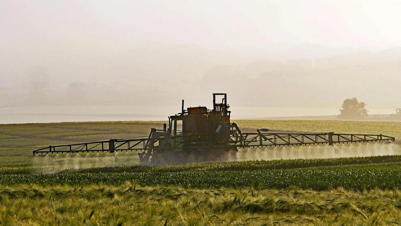 Ob Pflanzenbau oder Maschineneinsatz: In der Landwirtschaft kann der CO2-Ausstoss in vielen Bereichen reduziert werden.