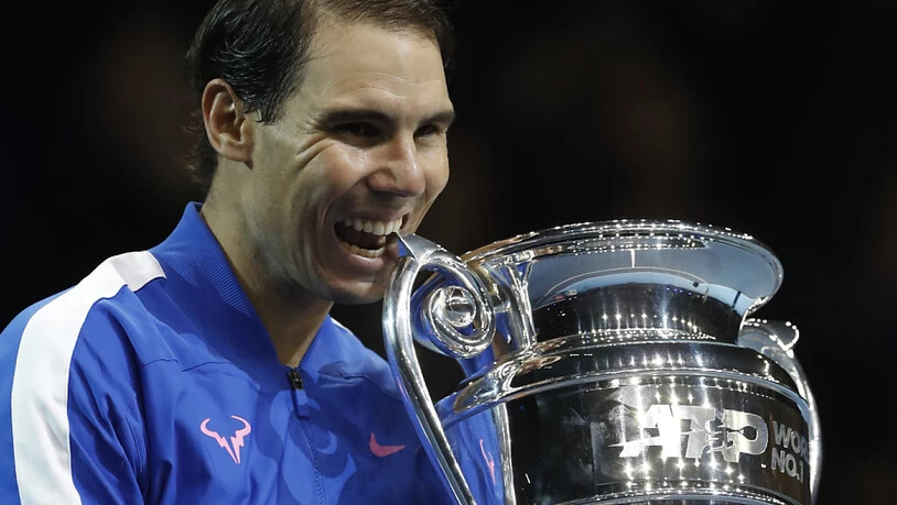 Freud Leid nahe beisammen: Rafael Nadal wurde in London als Nummer 1 des Jahres gefeiert, schied aber an den ATP Finals trotz seines zweiten Sieges aus