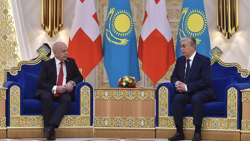 Bundespräsident Ueli Maurer auf Arbeitsbesuch beim kasachischen Präsidenten Kassym-Schomart Tokajew.