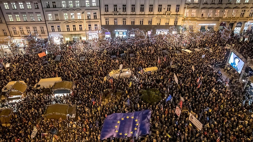 Die Polizei schätzte die Anzahl Teilnehmer in Prag auf 50'000.