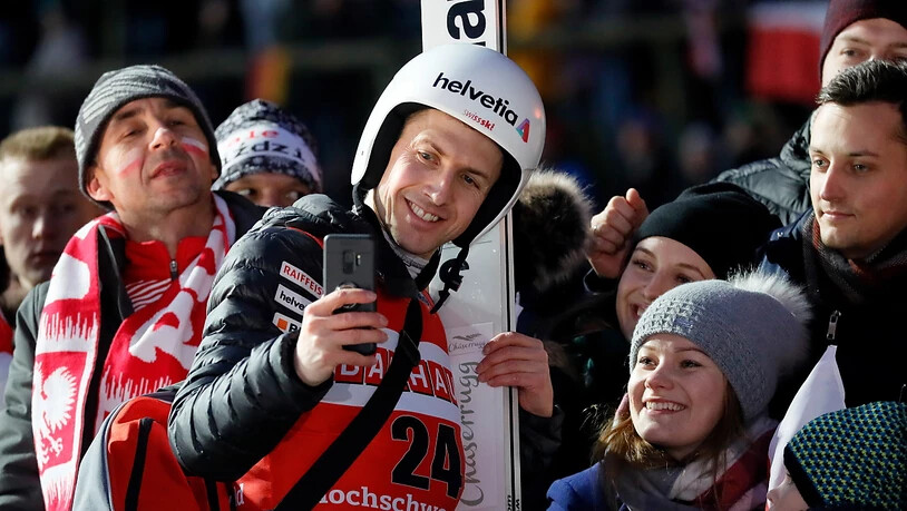Simon Ammann ist bei den Fans aller Nationen beliebt.