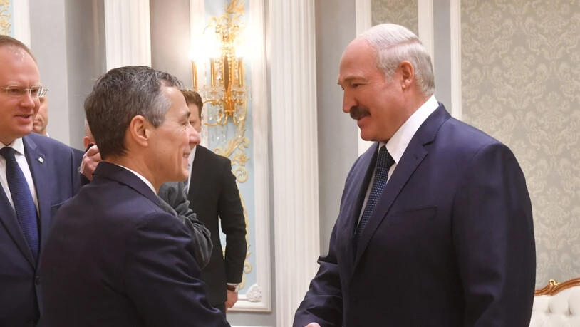 Vor der offiziellen Eröffnung der Schweizer Botschaft in Minsk wurde Aussenminister Ignazio Cassis vom weissrussischen Präsidenten Alexander Lukaschenko zum bilateralen Gespräch empfangen.