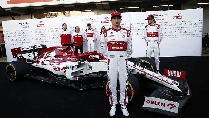 Kimi Räikkönen und das Alfa-Romeo-Team stellen in Montmeló den "C39" vor