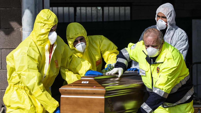 Italien hat in der Coronavirus-Pandemie die weltweit meisten Toten zu verzeichnen.