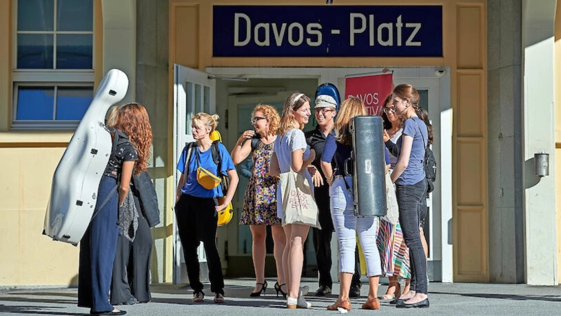 Die Stars von morgen: Das Davos Festival muss keine schwerfällige Maschinerie in Bewegung setzen und hofft deshalb seine Konzerte mit jungen Künstlern wie geplant durchführen zu können.