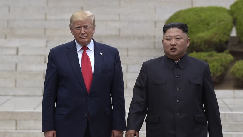 US-Präsident Donald Trump geht nicht von einer schweren Erkrankung des nordkoreanischen Diktators Kim Jong Un aus. (Archivbild)