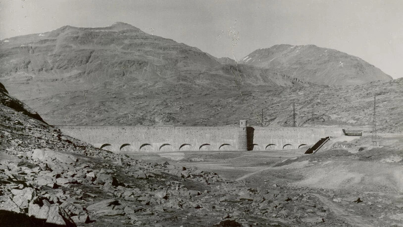 Die Südmauer beim Lago Bianco 1942.