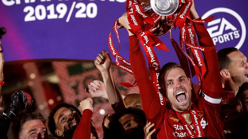 Liverpools Captain Jordan Henderson ist von den englischen Sportjournalisten zum Spieler des Jahres gewählt worden
