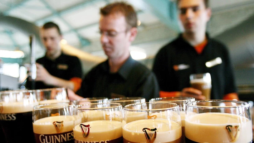 Der Guinness- und Smirnoff-Hersteller Diageo hat wegen der Pandemie weniger verkauft. (Archiv)